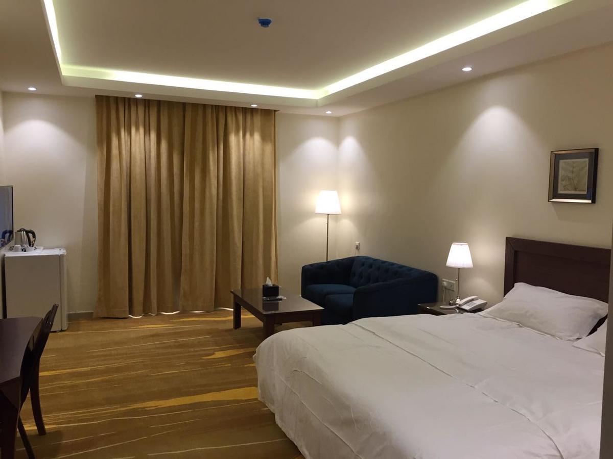 Asfar Plaza Aparthotel Al Khobar Esterno foto