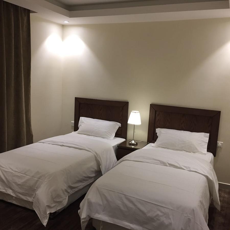 Asfar Plaza Aparthotel Al Khobar Esterno foto
